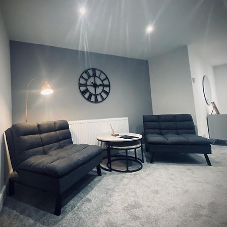Seaview Luxury Apartments Редкар Екстер'єр фото