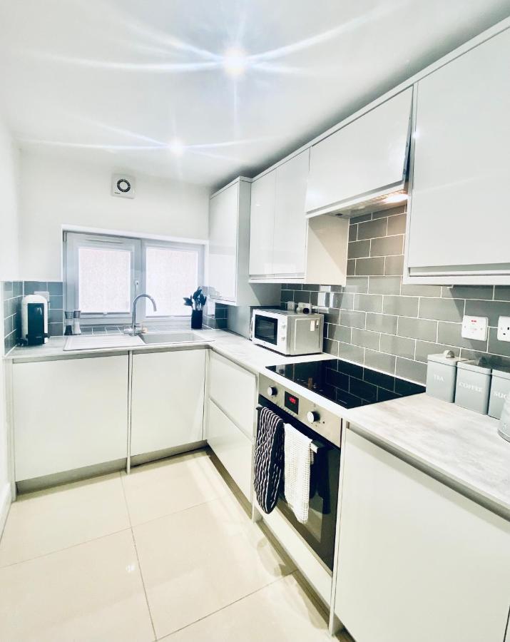 Seaview Luxury Apartments Редкар Екстер'єр фото